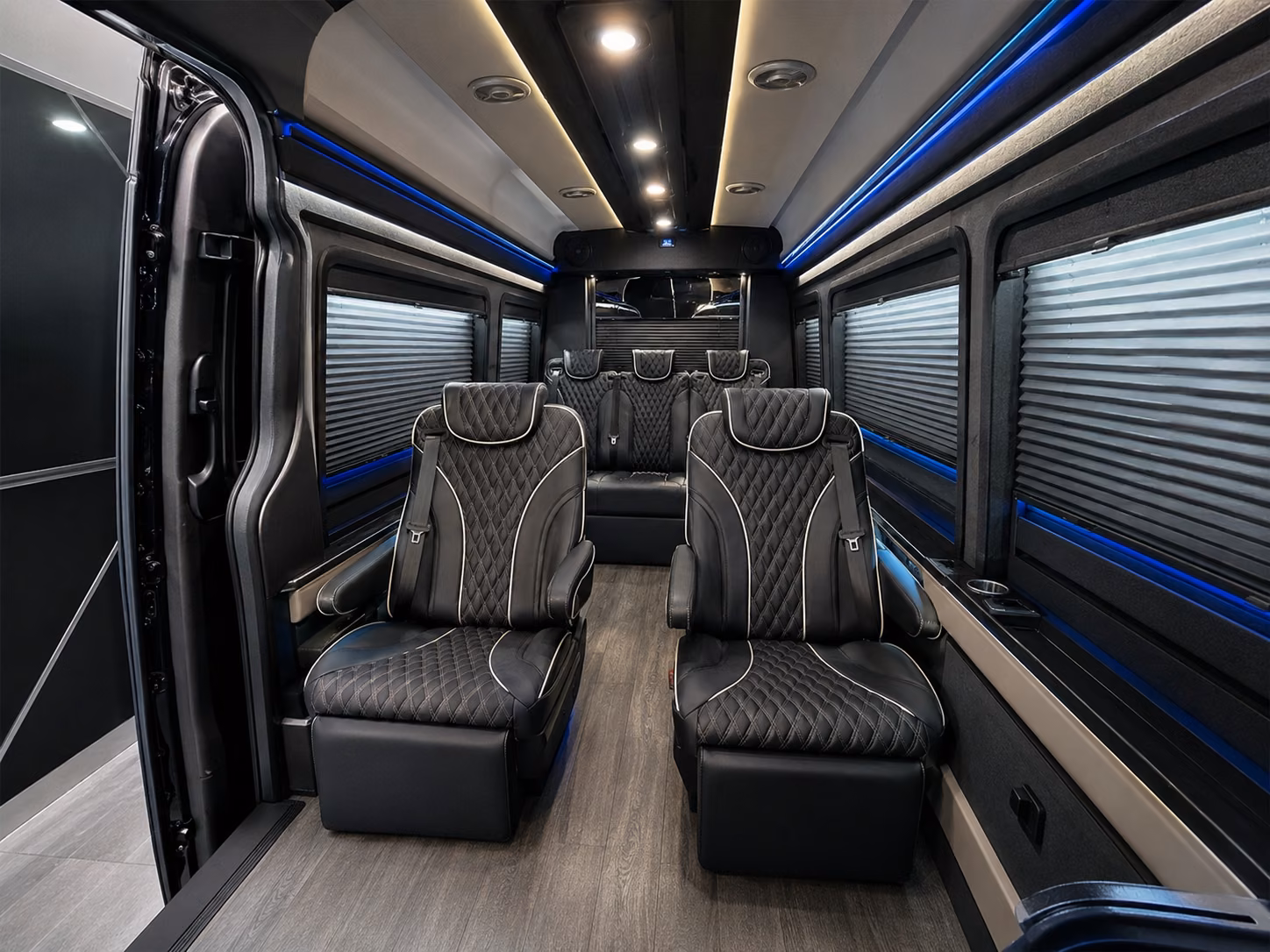 mesa airport shuttle buses for employees